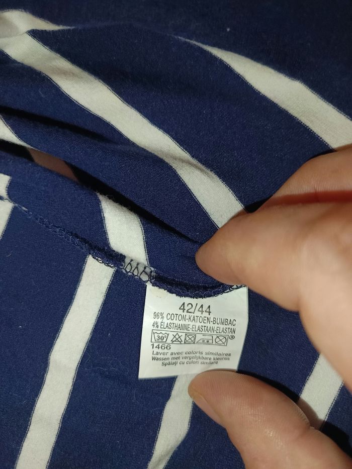 Pull marinière de taille 42 -44 XL - photo numéro 3