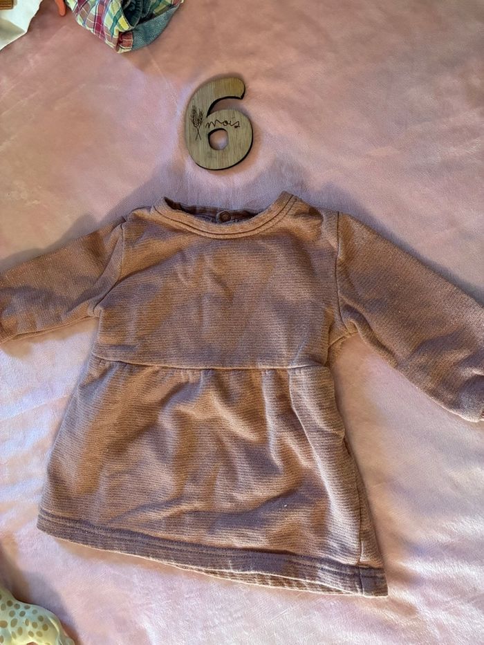 Lot 3 robes 6 mois - photo numéro 2