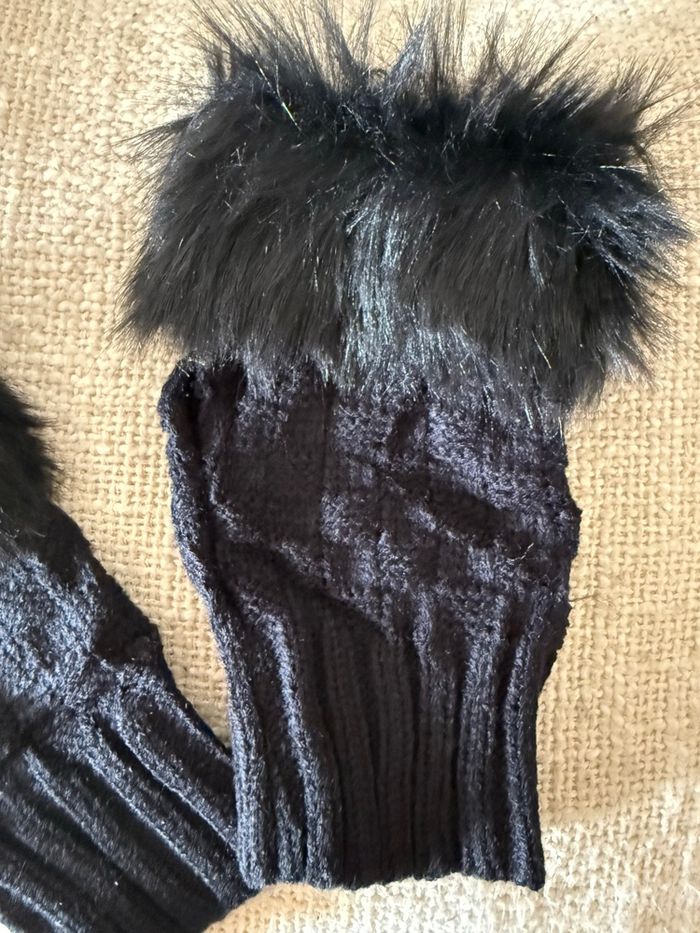 Mitaines noires - photo numéro 2