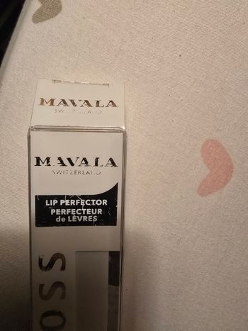 Brillant a levres mavala cassis