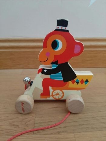 Hochet à tirer en bois Janod