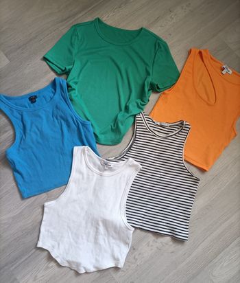 Lot de 4 débardeurs tops crop tops + 1 offert Jennyfer + Taille S
