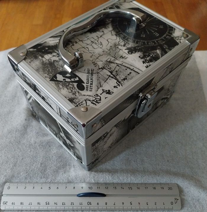 Boîte à bijoux. - photo numéro 3