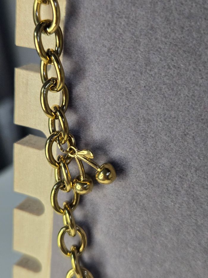 Collier chaîne en acier inoxydable à breloques Cerises et Perle - photo numéro 4