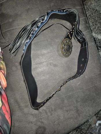 Ceinture fourrure et cuire