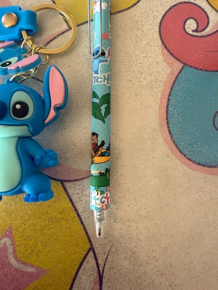Lot porte clé et stylo Stitch - photo numéro 3