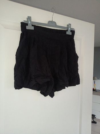 Short noir h&M taille 38