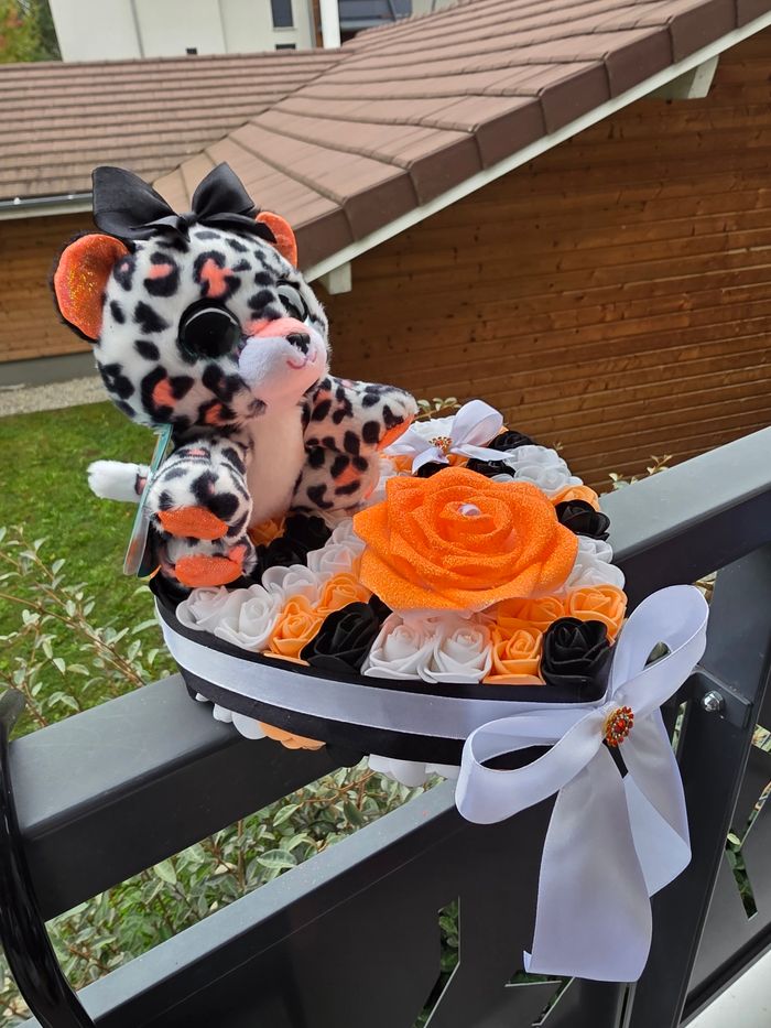 Cœur Sauvage,  peluche et sa Rose Éternelle en Satin - photo numéro 7