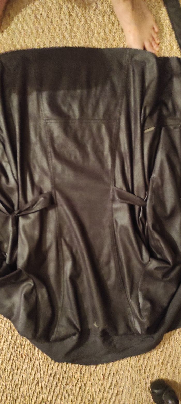 Veste noire longueur mi-cuisse