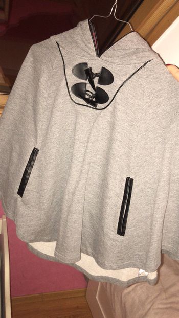 Poncho gris NEUF