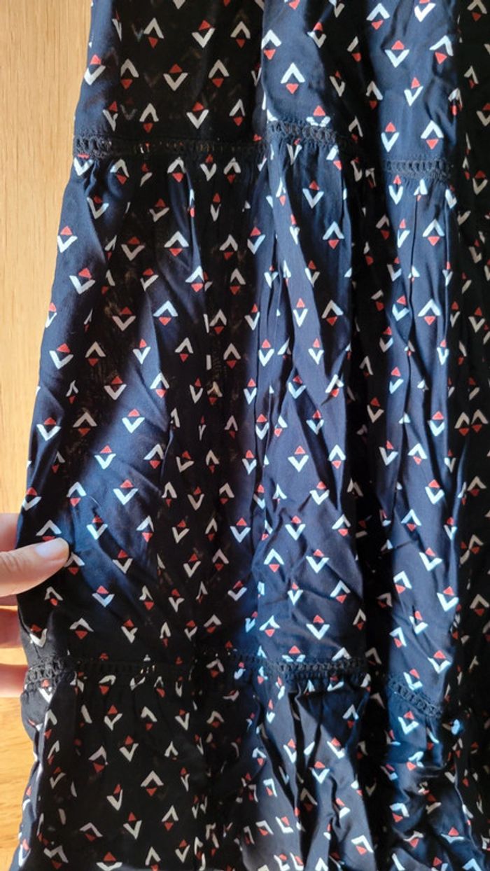 Robe fluide noire neuve - photo numéro 5