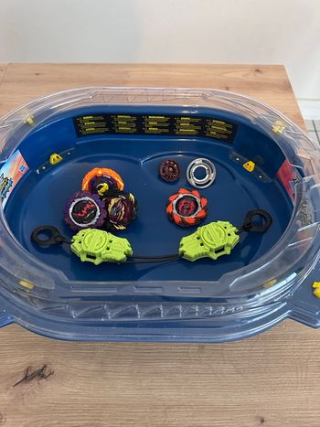 Arène de toupie Beyblade Burst Hasbro