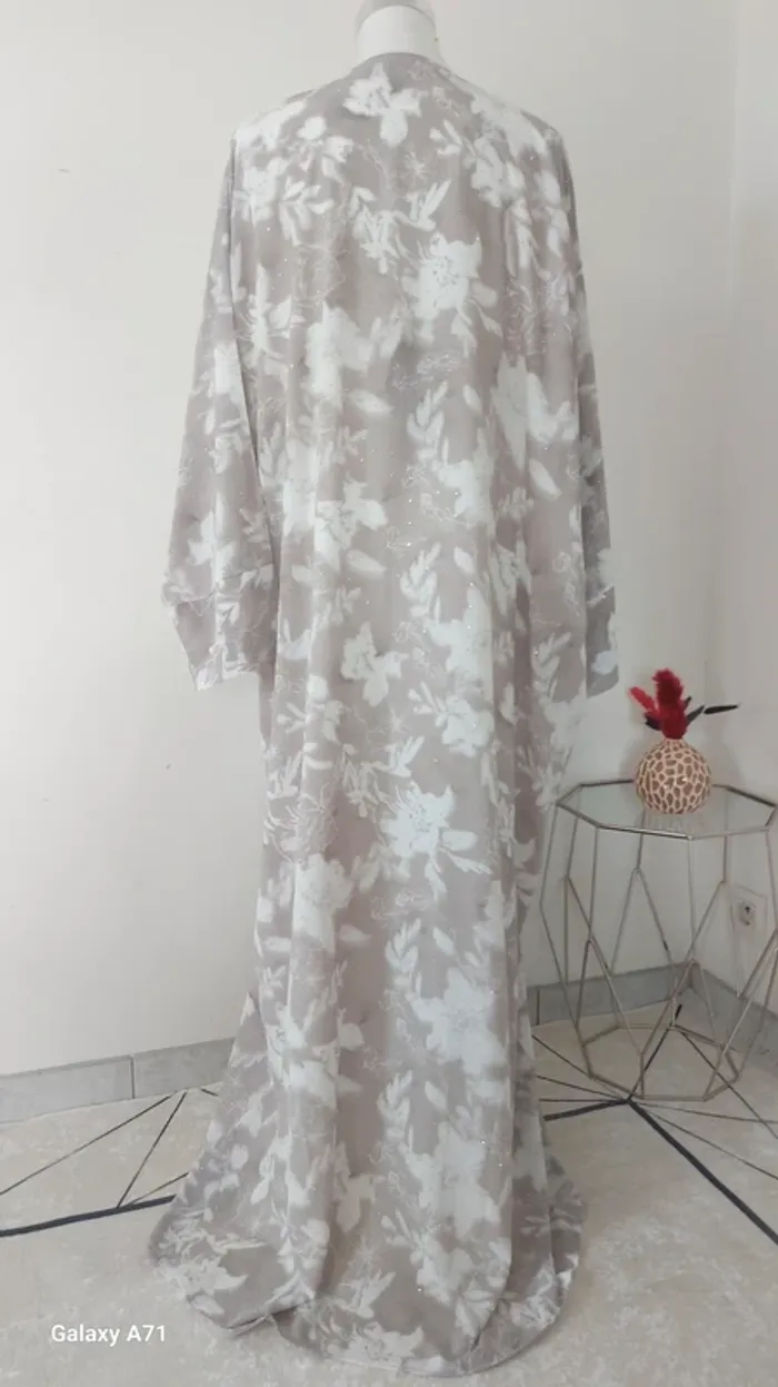 Sublime ensemble émiratie kimono neuf - photo numéro 6