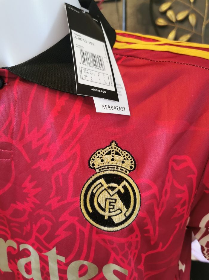 Maillot de foot Réal Madrid - photo numéro 2