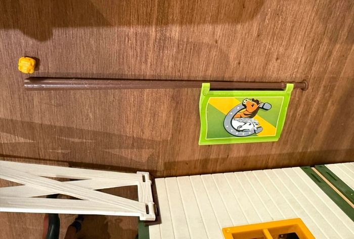 Playmobil set 6926 Riding Stables Club d'équitation
- photo numéro 10