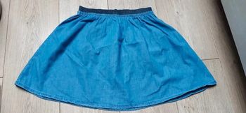 Jupe légère bleu jeans 10 ans état neuf