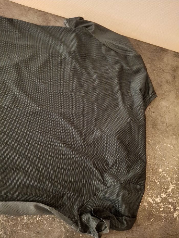 T-SHIRT - photo numéro 4