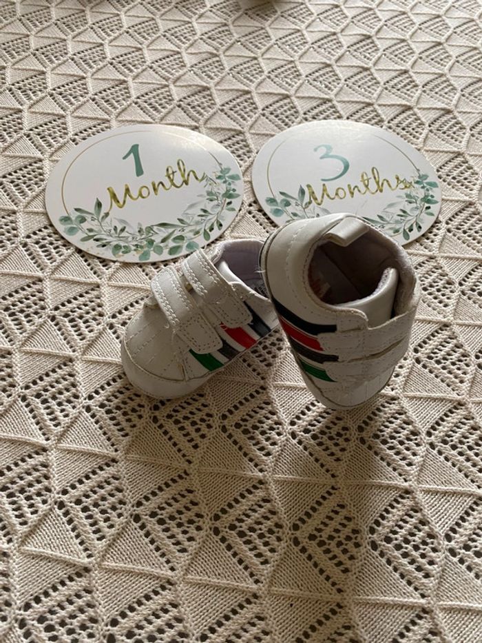 Baskets bébé 1-3 mois - photo numéro 2