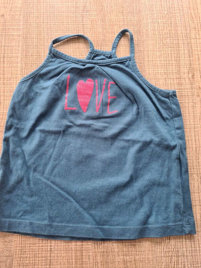 Lot de débardeurs Vertbaudet 2 ans TBE - photo numéro 6