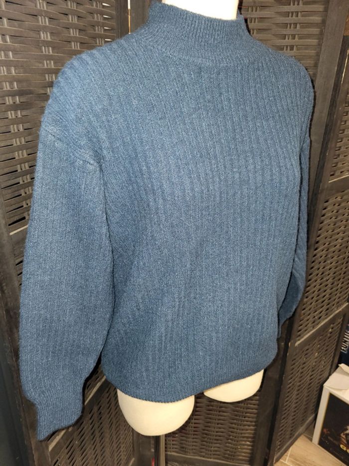 Pull chaud très belle qualité taille 1 - photo numéro 2