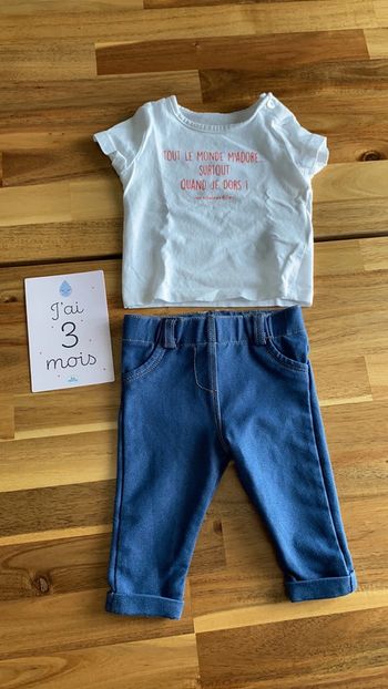 Ensemble t-shirt et pantalon