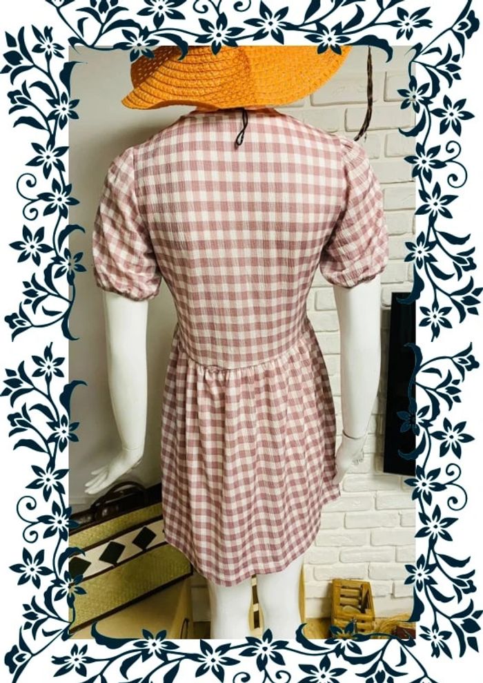 Robe à carreaux neuve Stradivarius taille M - photo numéro 3