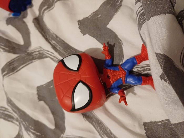 Lot de 7 pop spiderman