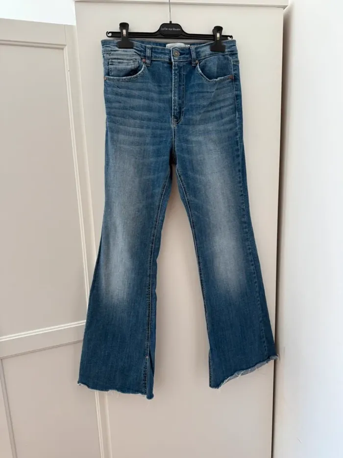 Jean Stradivarius coupe flare 🌸 40
