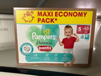 Couches harmonie pants Pampers taille 5 