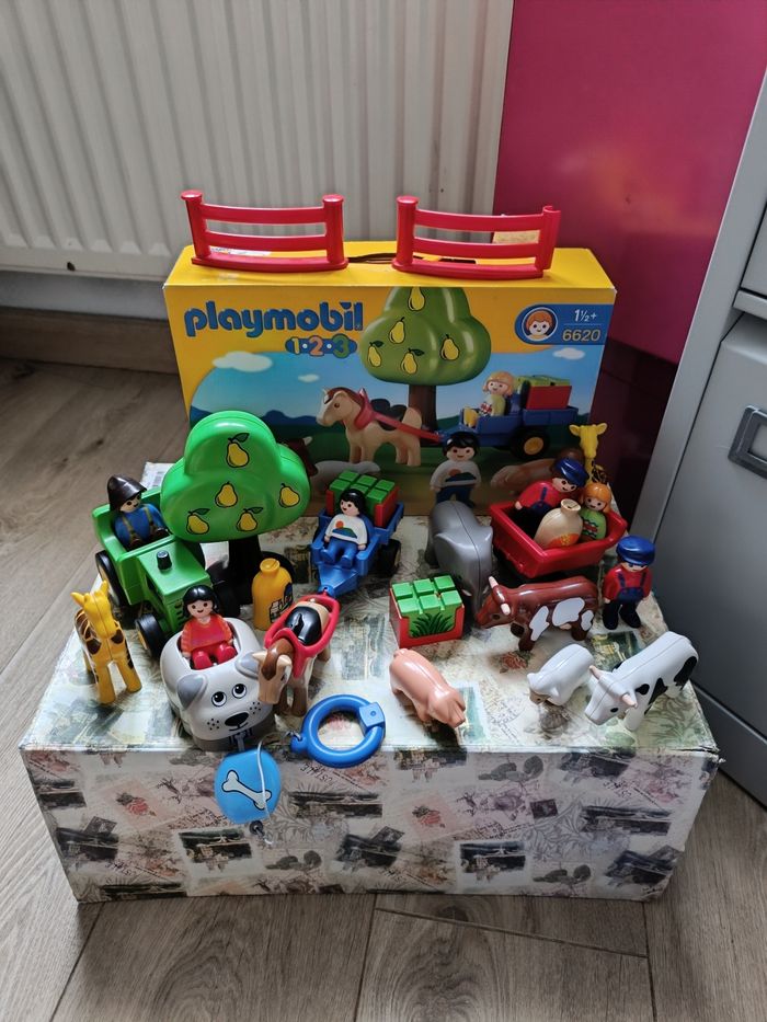 Gros lot playmobil 1 2 3 de la ferme + savane
1 boîte complète de la ferme + un lot complétant sur le thème de la ferme avec également des animaux de la savane - photo numéro 2