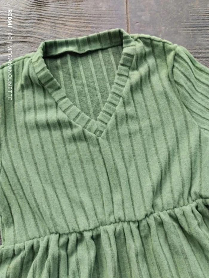 💚 Haut Vert Texturé – Taille 38 M – Boutique Indépendante 💚 - photo numéro 4