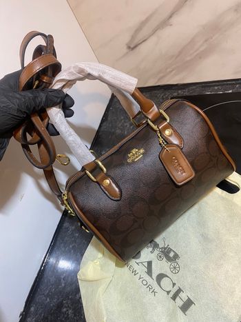 sac coach neuf disponible