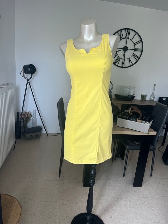 Robe coupe droite ajusté