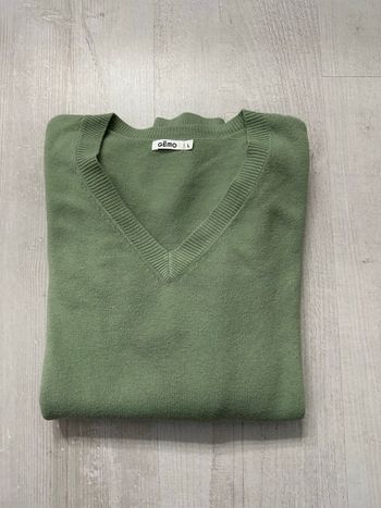 Pull col V vert kaki (Gemo, Taille M)