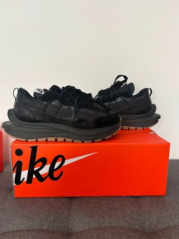 Nike vaporwaffle sacaï black gum