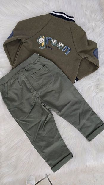 NEUFS(NON PORTÉS) 🏷🏷😍 superbe ensemble  veste zippée et pantalon toile 36mois/3ans garçon🤩