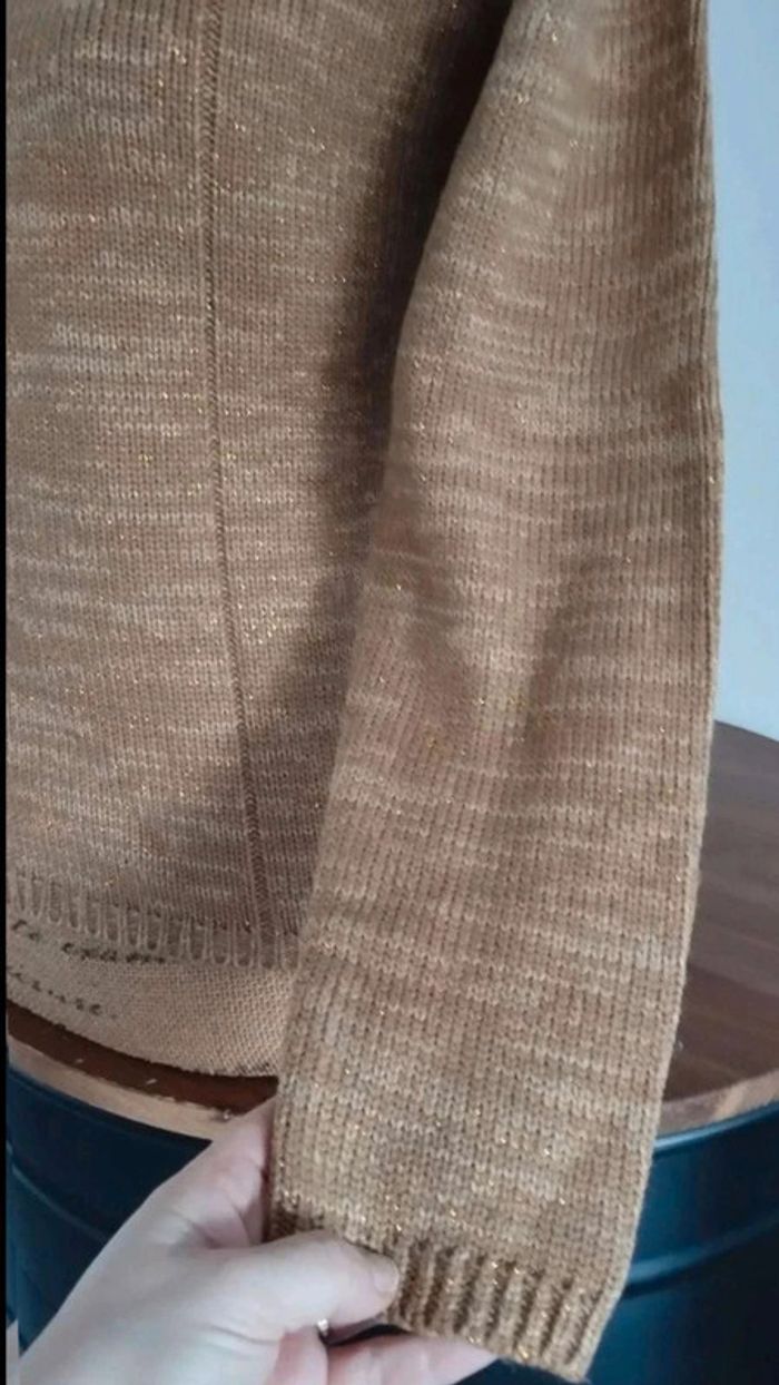Pull  marron beige  fil  doré taille  38/40 - photo numéro 5