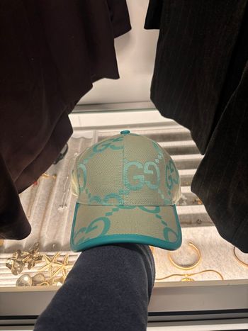 Casquette couleur vert