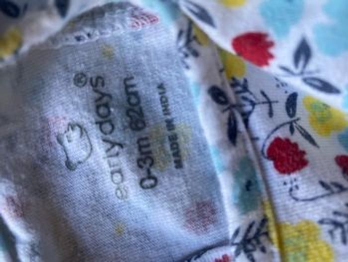 Robe confortable fleurie 0-3 mois Primark - photo numéro 3