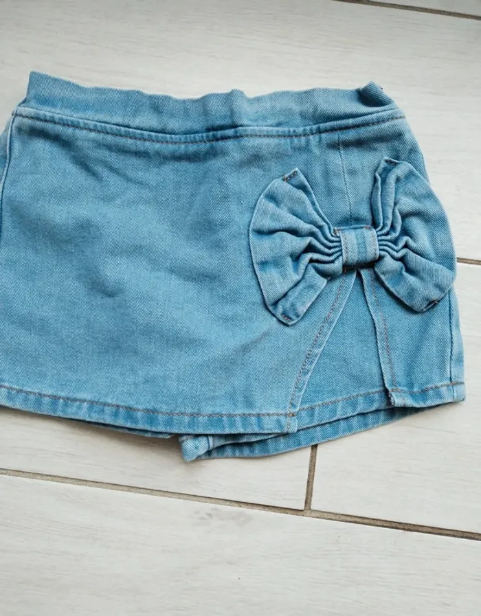 Jupe /short neuve 6 ans - photo numéro 2