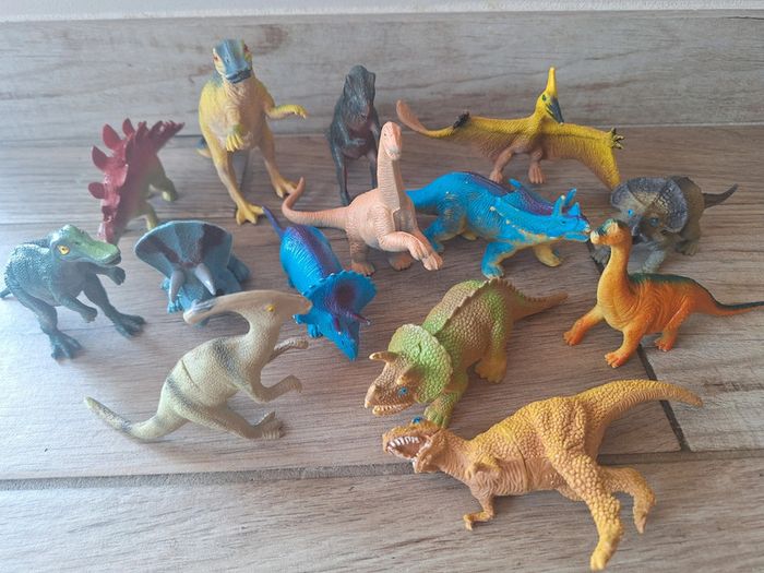 Lot dinosaures