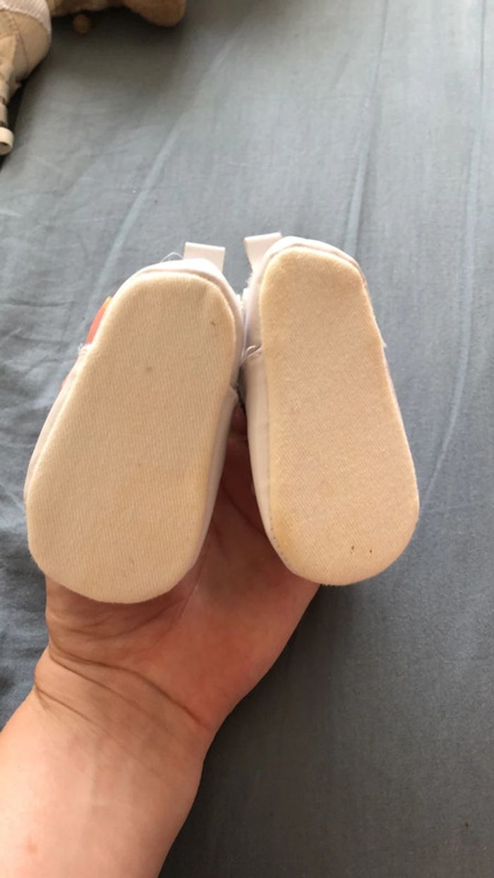 Chaussure bébé - photo numéro 2