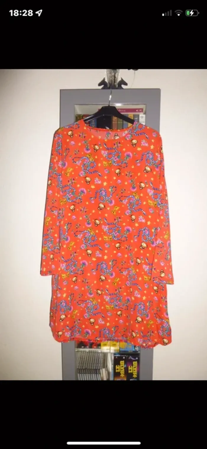superbe robe tunique LARGE et fluide taille 46/48