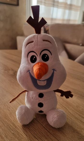 Peluche olaf reine des neiges