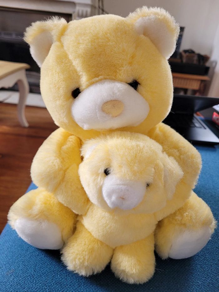 RARE Grand Ours et Ourson bébé Boulgom jaune hochet grelot (qui fonctionne) 28cm collection