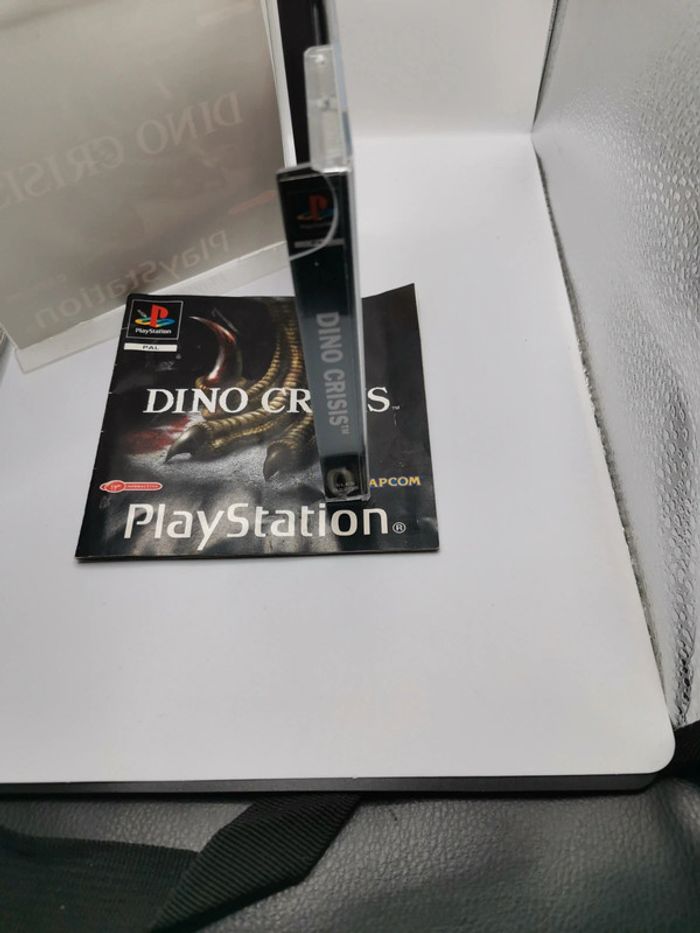 Lot Dino crisis 1 & 2 ps1 - photo numéro 6