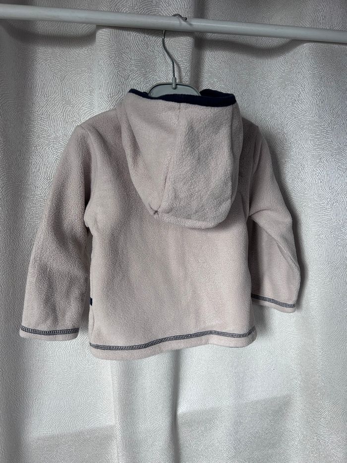 Gilet veste polaire capuche 18 mois - photo numéro 3