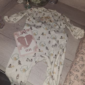 Pyjama velours mixte 12 mois Disney winnie kiabi