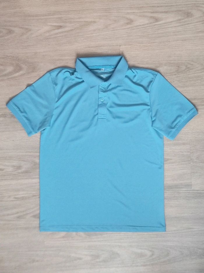 Polo bleu ciel / Truc Quynh Fashion - 40/L à 42/XL
