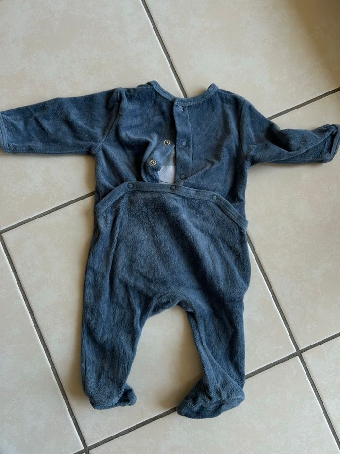 Lot 4 pyjamas velours mixtes 3 mois Kiabi - photo numéro 7